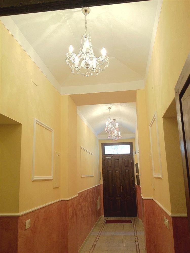 Vlkova Palace Praga Esterno foto