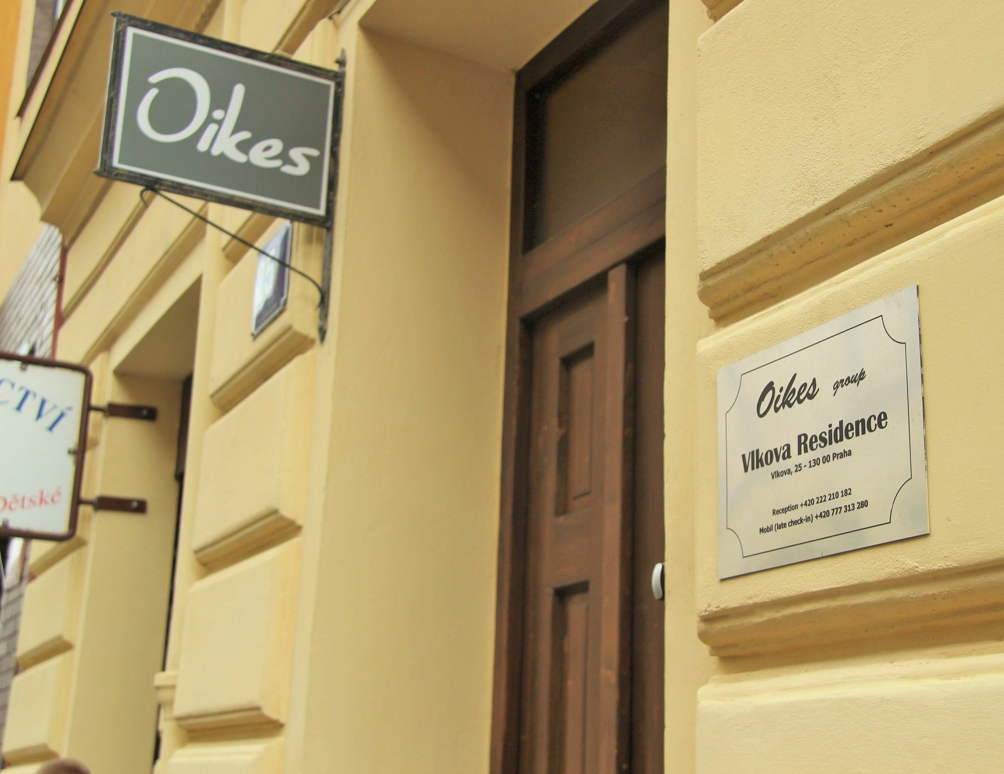 Vlkova Palace Praga Esterno foto