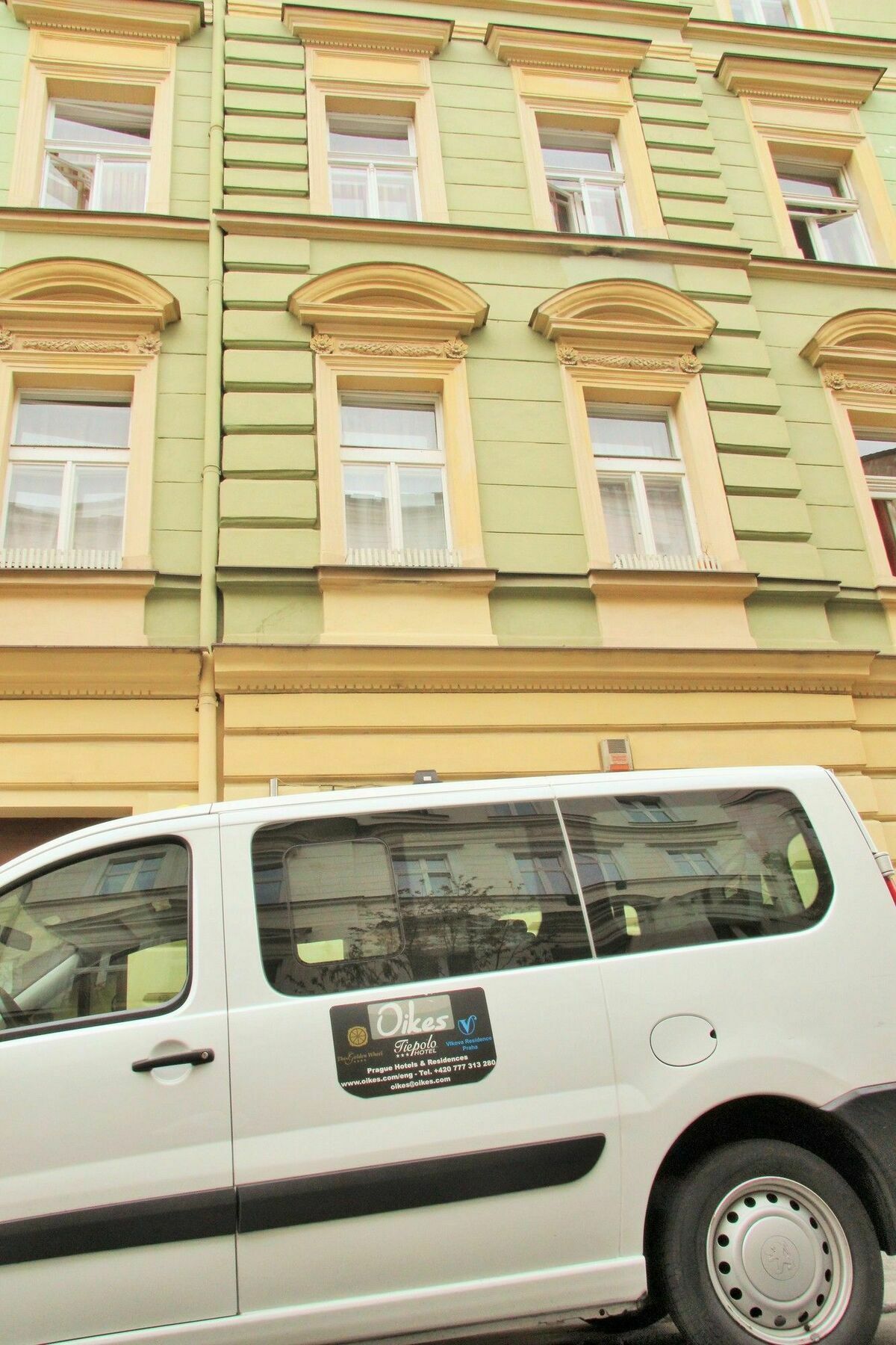 Vlkova Palace Praga Esterno foto